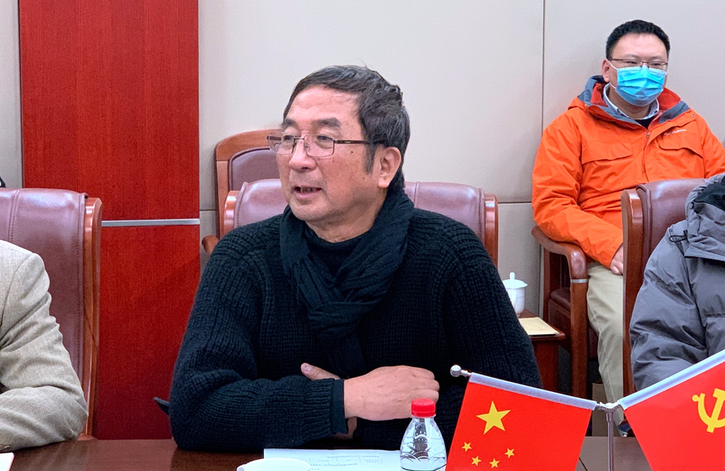 C01139.jpg C01139.jpg